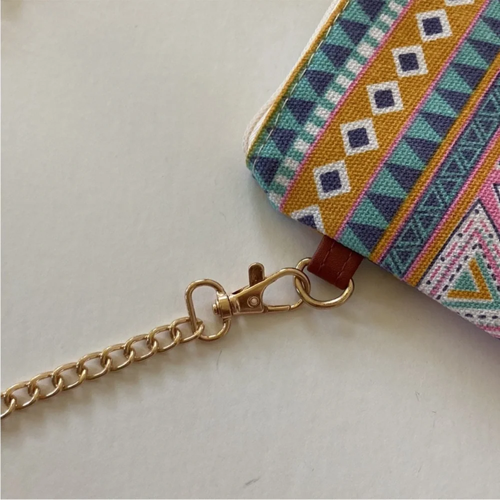 Boho Aztec Print Crossbody/Wristlet - Picture 4 of 12